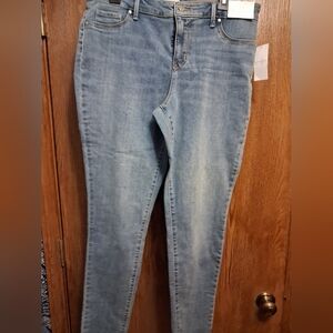 Light Blue Women's Stretch Skinny Jeans